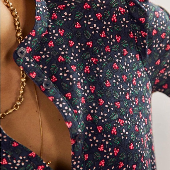 NWT Boden Smocked Jersey Shirt Dress Navy Strawberry Print (size 14) - Picture 7 of 15